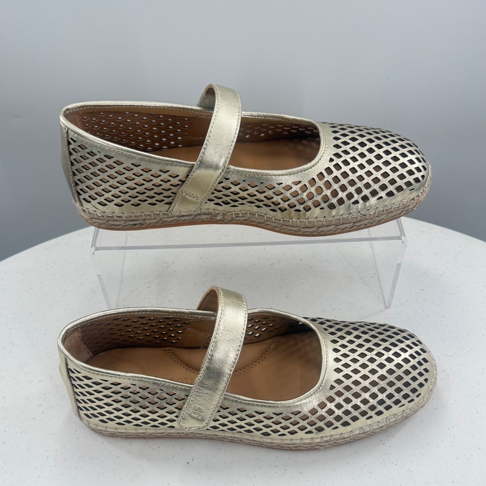 Gentle Souls Kenneth Cole Sienna Gold Metallic Laser Cut Mary Jane Flats 8M